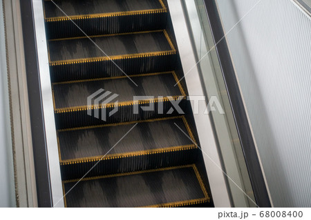 エスカレーターの写真 68008400