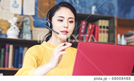 ビデオ会議　リモートワーク　通信教育 68008488