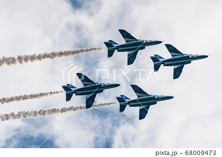 松島基地のブルーインパルス 宮城県東松島市の写真素材