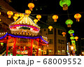 提灯が綺麗な夜の神戸南京町の中華街 68009552