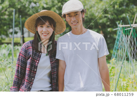 農業 若い 男女 農業 若い 男女 68011259