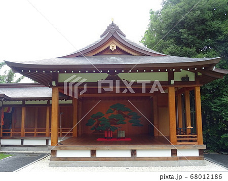 パワースポットとして有名な阿佐ヶ谷 天照大神を祭る神明宮の能楽堂/能楽殿(杉並区 無形文化財) パワースポットとして有名な阿佐ヶ谷 天照大神を祭る神明宮の能楽堂/能楽殿(杉並区 無形文化財) 68012186