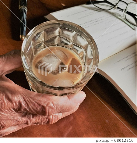 アイスコーヒー 68012216