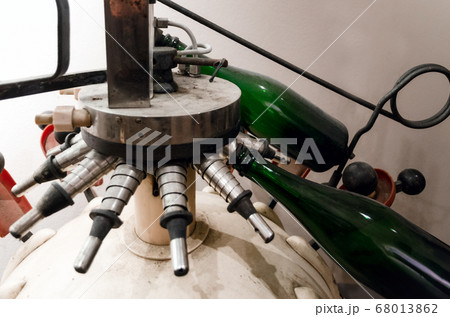 historic wine bottling machine 68013862