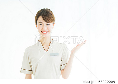女性スタッフ　美容 68020009