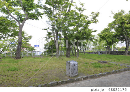 《岩手県》盛岡城址公園　本丸跡 68022176