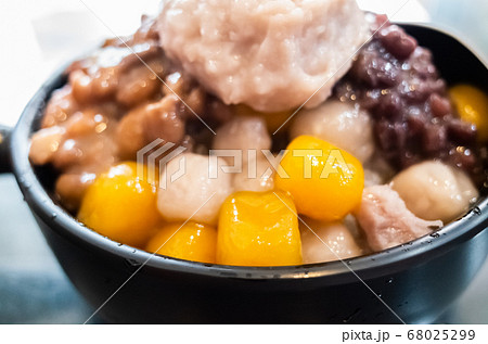 cold shaved ice with colorful dessert cold shaved ice with colorful dessert 68025299