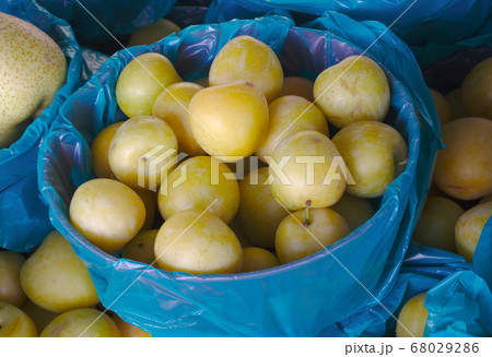 yellow apples small organic fruits orchard market 68029286