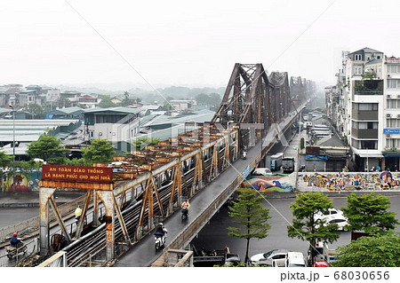 ロンビエン橋・ベトナム／ハノイ 68030656