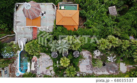 結婚式場の廃墟の空撮の写真素材 [68035537] - PIXTA