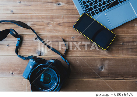 一眼レフカメラ俯瞰イメージ 一眼レフカメラ俯瞰イメージ 68036476
