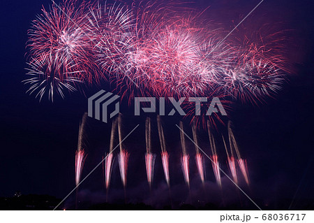 利根川大花火大会「スターマイン・山﨑煙火製造所」 68036717