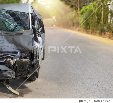 Front of white color van car have damaged and Front of white color van car have damaged and 68037152