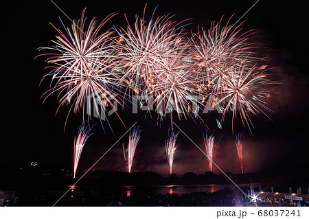 利根川大花火大会「スターマイン・マルゴー」 68037241