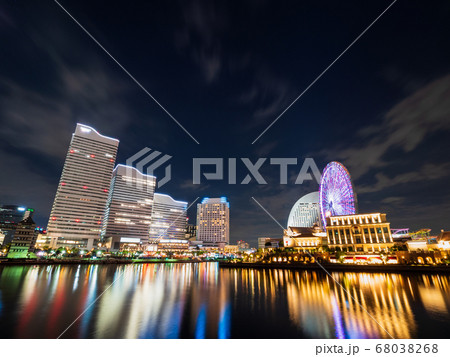 横浜みなとみらい21　ナイトビュー 68038268