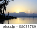 沖縄旅行での夕日とビーチ 沖縄旅行での夕日とビーチ 68038789