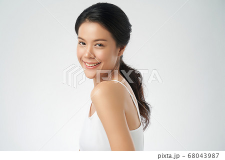 Beautiful Young asian Woman with Clean Fresh Skin, Face care, Facial treatment. Cosmetology, beauty 68043987