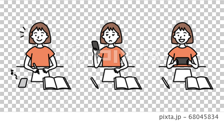 勉強する女の子Bとスマホ 勉強する女の子Bとスマホ 68045834