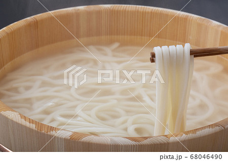 釜揚げうどん 68046490