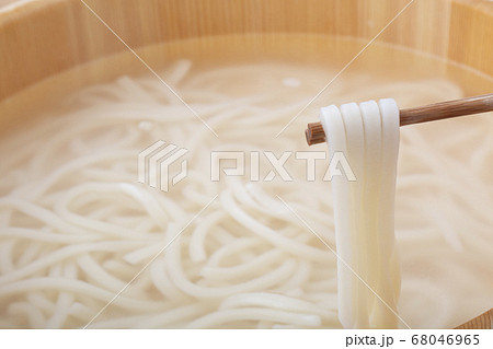 釜揚げうどん 68046965