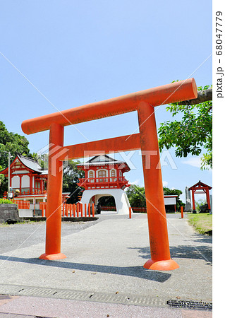 長崎鼻にある龍宮神社の美しい景色 長崎鼻にある龍宮神社の美しい景色 68047779