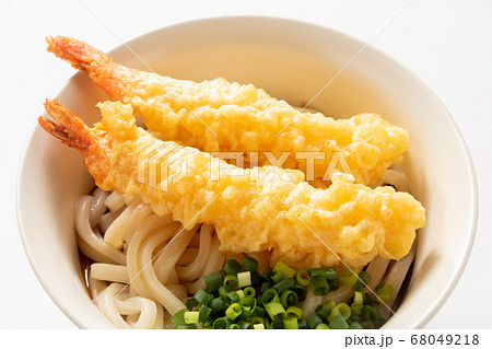 天ぷら(海老天2本)ぶっかけうどん。 68049218