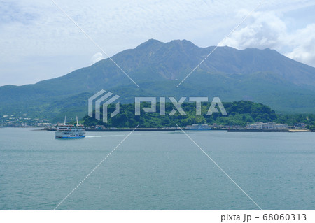 桜島と桜島フェリーの航海 68060313