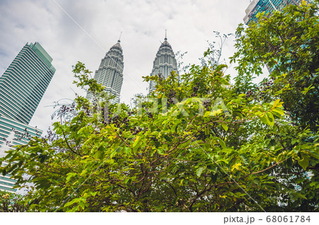 Look below to Petronas Towers in kuala Lumpur, Malaysia Look below to Petronas Towers in kuala Lumpur, Malaysia 68061784