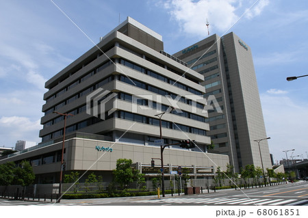 農機メーカーで国内首位の「クボタ」本社 68061851