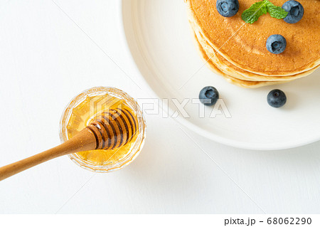 蜂蜜とホットケーキ 蜂蜜とホットケーキ 68062290