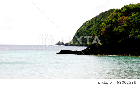 奄美大島の大和村の海岸 68062539