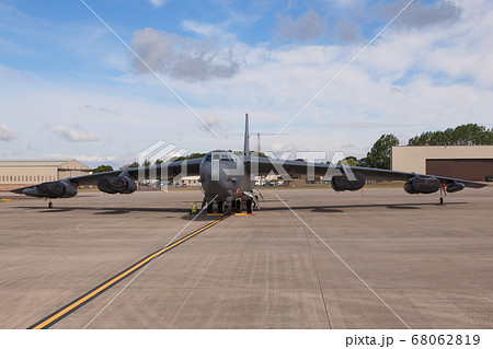 アメリカ空軍B-52Hストラトフォートレス駐機 アメリカ空軍B-52Hストラトフォートレス駐機 68062819