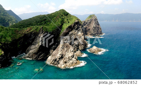 奄美大島のホノホシ海岸の空撮 68062852