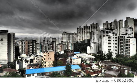 ソウル 暗雲 雨雲 68062900
