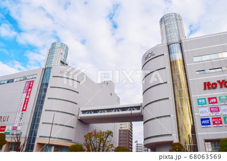 草加駅東口（埼玉県草加市） 68063569