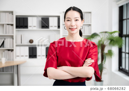 Young women asian owner startup business looking camera Young women asian owner startup business looking camera 68066282