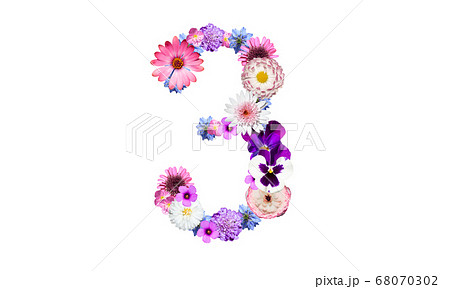 花で作った数字の3 花数字 花フォント の写真素材