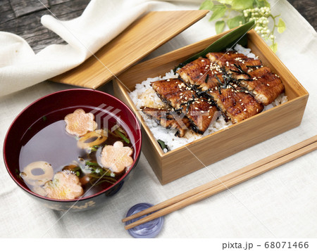 夏を乗り切る土用の丑のスタミナうなぎ弁当【うなぎ蒲焼き】 68071466