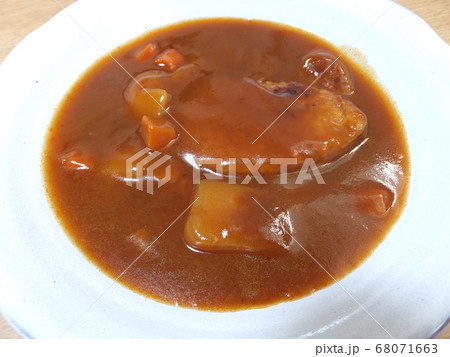 大腸内視鏡検査前日の食事　大腸検査食　夕食用の煮込みハンバーグ 68071663