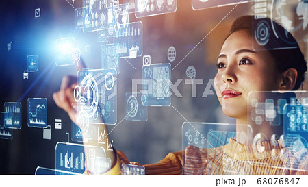 GUI　ホログラム　立体映像 68076847