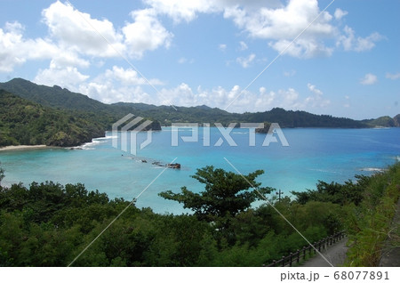 小笠原諸島・父島の湾 小笠原諸島・父島の湾 68077891