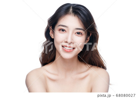 Portrait Of Beautiful Woman in Studio Portrait Of Beautiful Woman in Studio 68080027