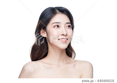 Portrait Of Beautiful Woman in Studio Portrait Of Beautiful Woman in Studio 68080028