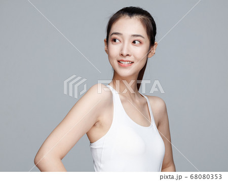 Portrait Of Beautiful Woman in Studio 68080353