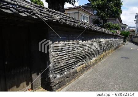 8月　台東130谷中･観音寺築地塀 68082314