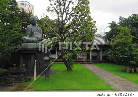 8月 台東115谷中・天王寺大仏・釈迦如来坐像 8月 台東115谷中・天王寺大仏・釈迦如来坐像 68082337