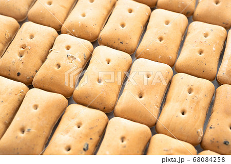 乾パン 68084258