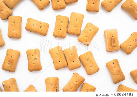乾パン　白背景 68084493