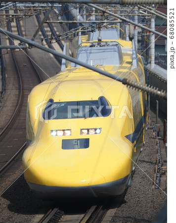 ドクターイエロー　山科付近にて 68085521