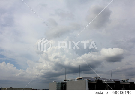 雲 雲 68086190